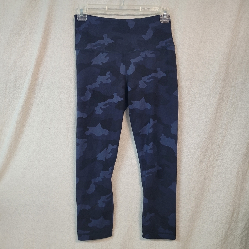 Yogalicious Leggings, Small, Blue Camouflage Athletic Athleisure Casual Everyday